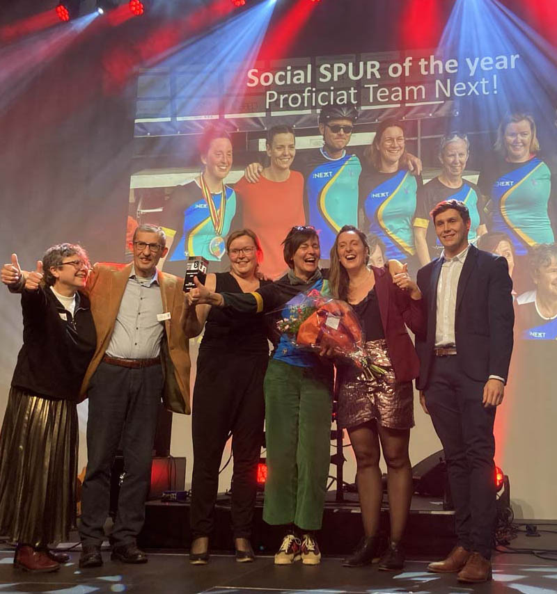 logo ontwerper sponsort Team Next